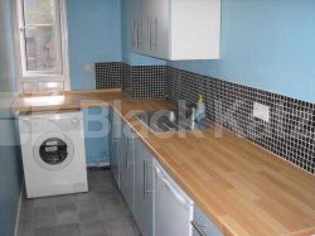 			Studio Apartment, 1 bath, 1 reception Flat			 Malden Road, CHALK FARM / KENTISH TOWN NW5